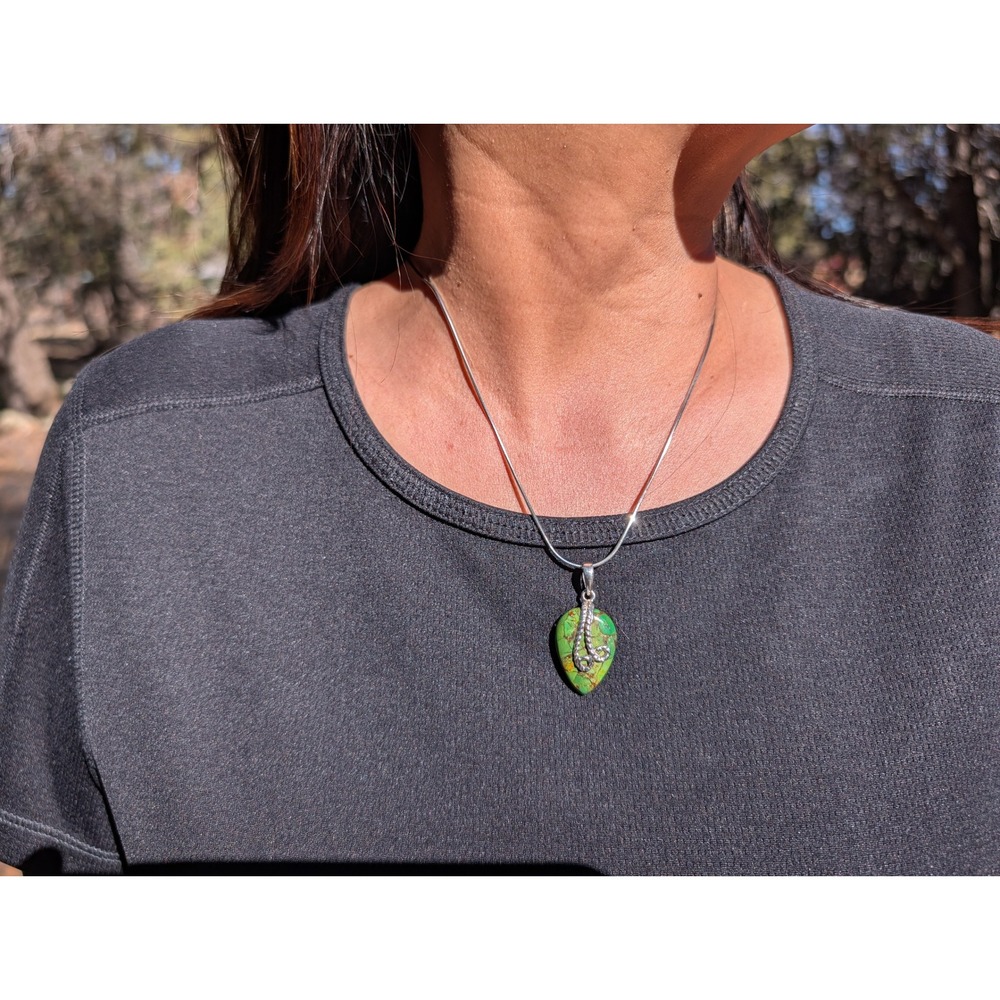 Handmade Mohave Turquoise Kingman Pendant Necklace 18in Sterling Silver Chain ** - Picture 4 of 8